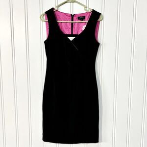 Tahari Dress Women Size 2 Black Asymmetrical Sleeveless Mini Deep V Neck Comfort